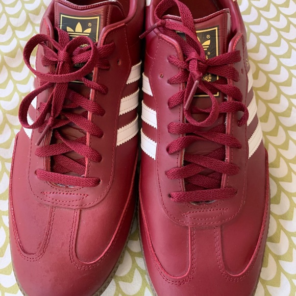 Mens Adidas Samba, maroon/deep red, size 13 - Picture 1 of 5